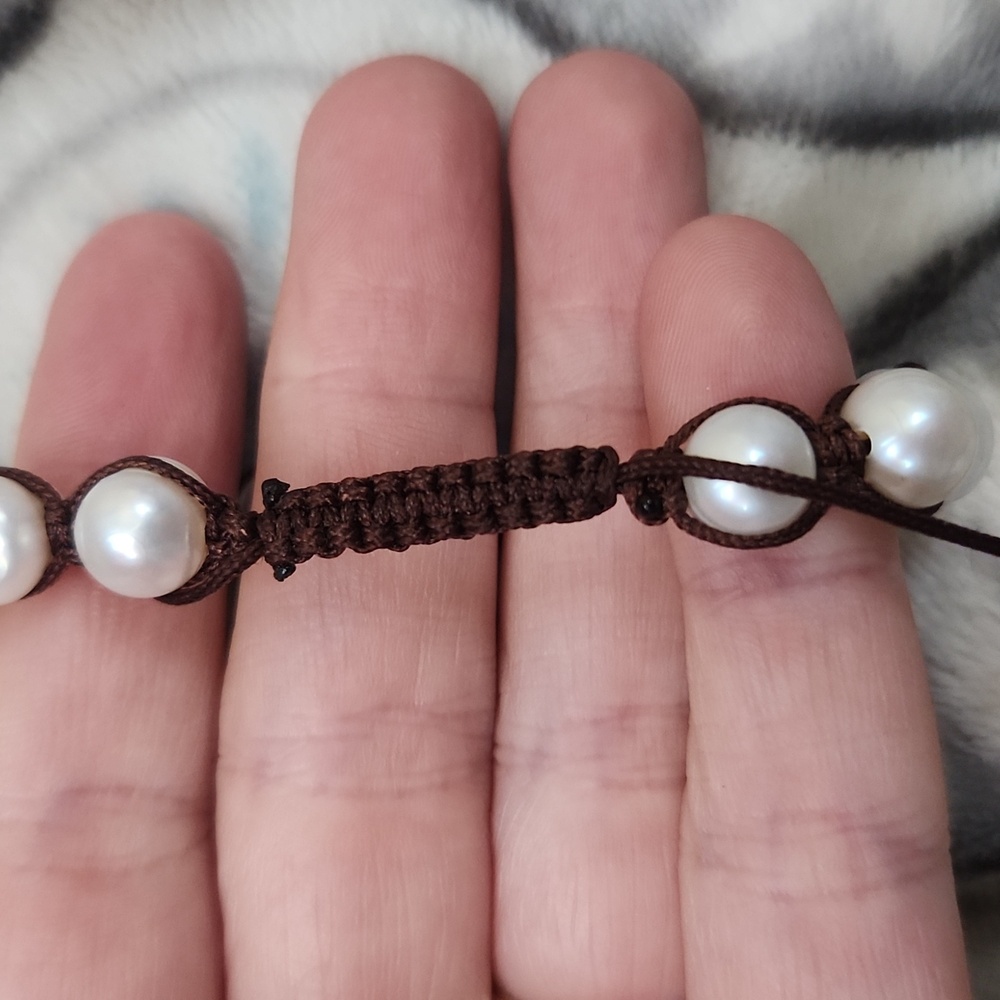 Elegant Freshwater Pearl Bracelet with Brown Cord - Picture 2 of 4